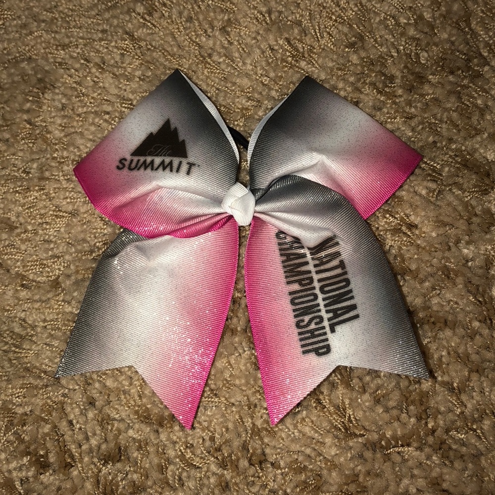 summit bow